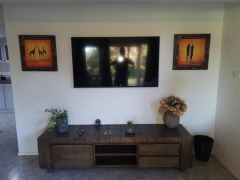 Rural Escape - Accommodation Broadbeach 3