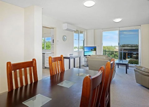 Sail Away - Accommodation Broadbeach 2