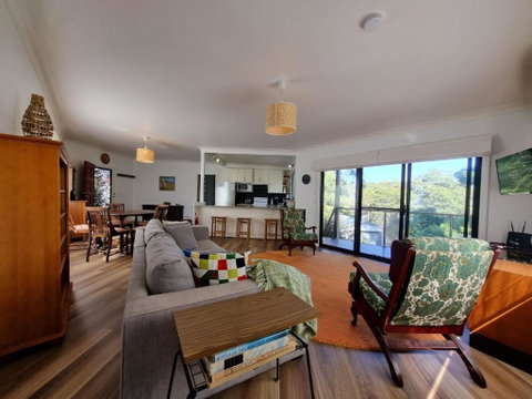Salty Dog - Accommodation Broadbeach 0