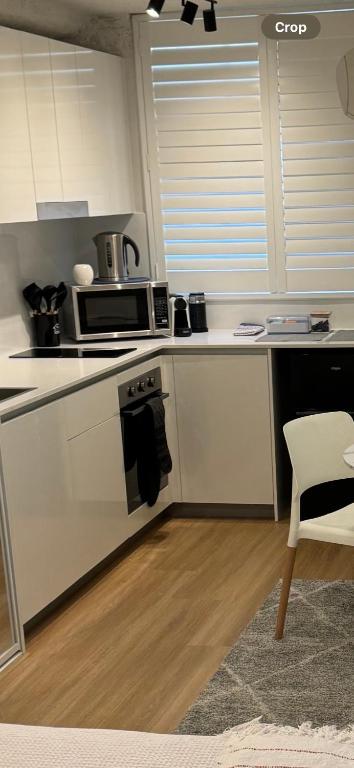 Sam The Central Studio - Accommodation Broadbeach 3