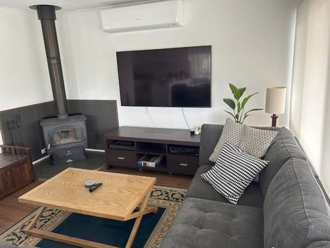 Sanctuary On Toagara With Spa And Heated Pool - Accommodation Broadbeach 2