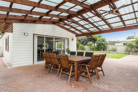 Sand Dunes Experience - Pet Friendly - Accommodation Broadbeach 2
