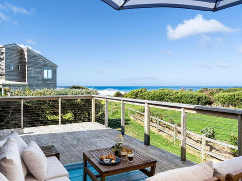 Sand & Sauna Retreat - Accommodation Broadbeach 1