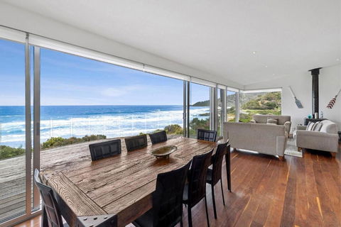 Sandbanks - Accommodation Broadbeach 2