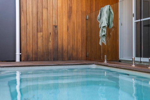 Sandhurst - Oceanstays - Accommodation Broadbeach 2