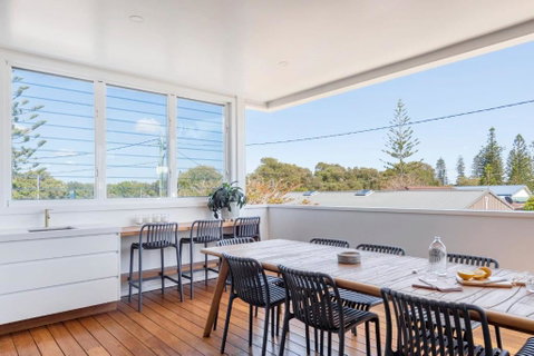 Sandhurst - Oceanstays - Accommodation Broadbeach 3