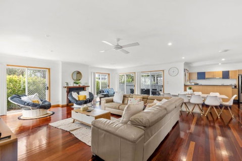 Sandlewood Breeze - Pet Friendly - Community Pool - Accommodation Broadbeach 2