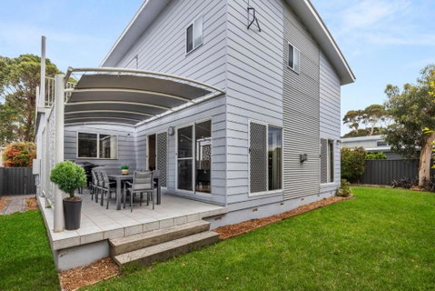 Sandlewood Breeze - Pet Friendly - Community Pool - Accommodation Broadbeach 0