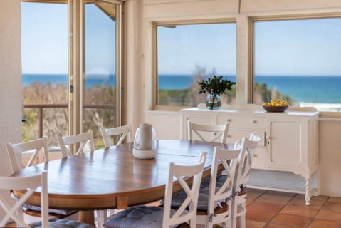 Sandrift Two - Oceanstays - Accommodation Broadbeach 2