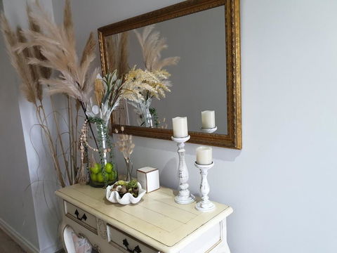 Snug & Cozy Ensuite In A New House - Accommodation Broadbeach 3