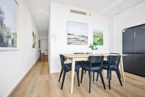 Stylish Urban Retreat Prime Location - Accommodation Broadbeach 2