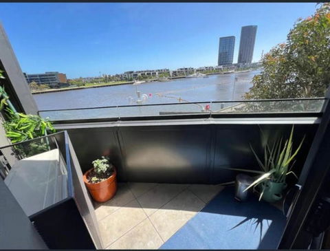 Tango - Accommodation Broadbeach 3