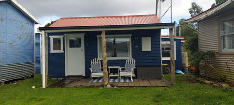 The Artists Cottage - Absolute Waterfront - Accommodation Broadbeach 2