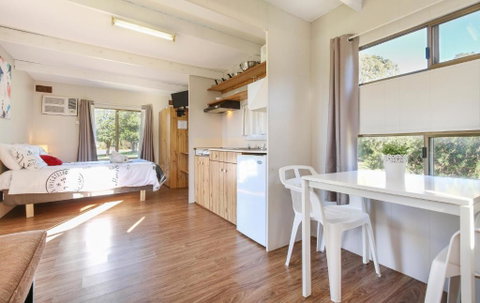 Tasman Holiday Parks - Serpentine Falls - Accommodation Broadbeach 3