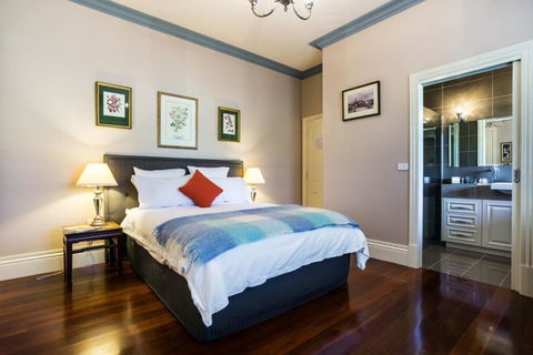 Tallawarra Homestead - Accommodation Broadbeach 0