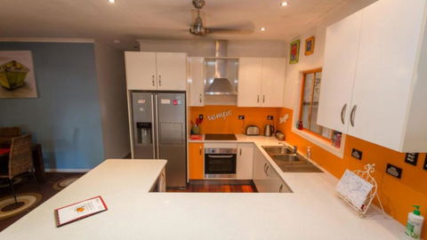 Tamarinds Beach House - Accommodation Broadbeach 3