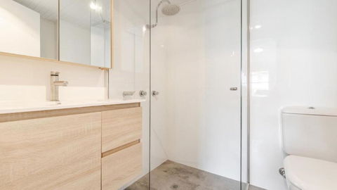 Tarcoola 2 - Accommodation Broadbeach 3
