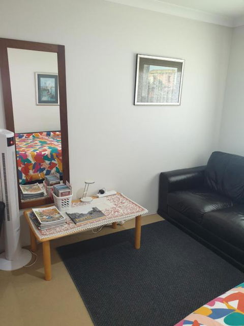 Telperio - Guest Suite Max 4 Guests - Accommodation Broadbeach 1