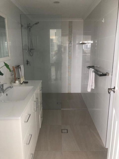 The Atrium Resort - Accommodation Broadbeach 2