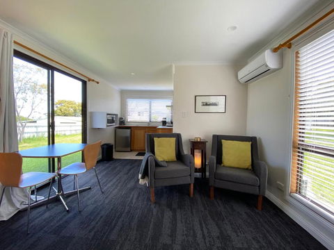 The Baby Penguin - Accommodation Broadbeach 0