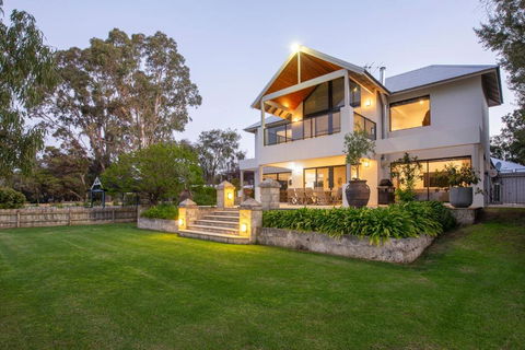 The Beach Club - Accommodation Broadbeach 3