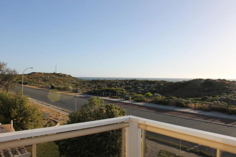 The Beach House Two Rocks - Accommodation Broadbeach 1