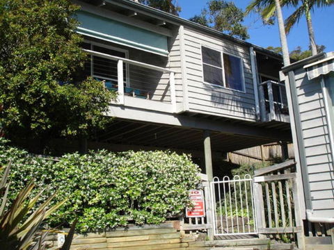 The Beach Hut Avoca Beach NSW - Accommodation Broadbeach 0