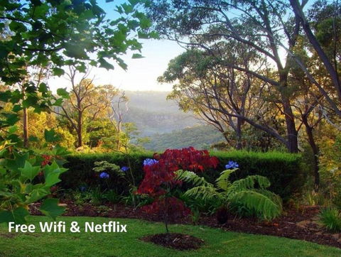 The Black Cockatoo Retreat In Leura - Accommodation Broadbeach 0