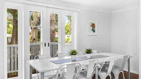 The Blue Beachside Bungalow - Accommodation Broadbeach 3