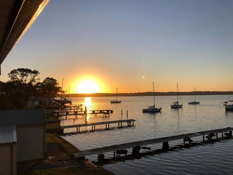 The Boat House Absolute Waterfront And Jetty - Accommodation Broadbeach 3