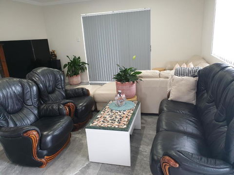 The Garden House - Accommodation Broadbeach 3