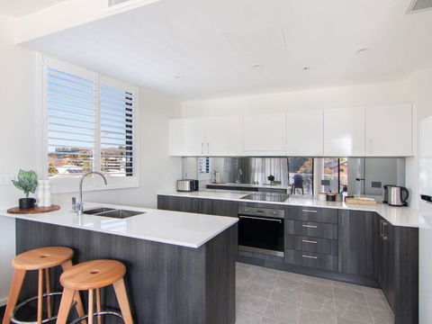 The Cove 101 - Accommodation Broadbeach 1