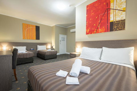 The Formby Hotel - Accommodation Broadbeach 0