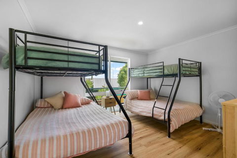 The Deck House Anglesea - Accommodation Broadbeach 1