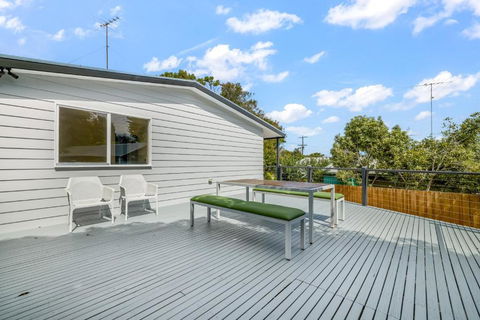 The Deck House Anglesea - Accommodation Broadbeach 0
