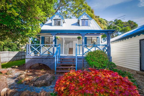 The Cedar Cottage - Accommodation Broadbeach 0