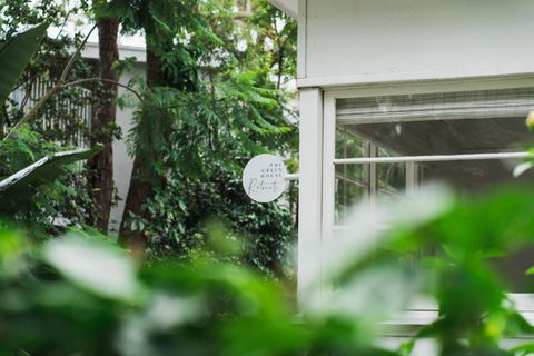 The Cottage At Pearl Beach - Accommodation Broadbeach 3