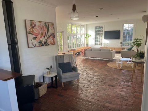 The Cottage On Dorset - Busselton - Accommodation Broadbeach 3