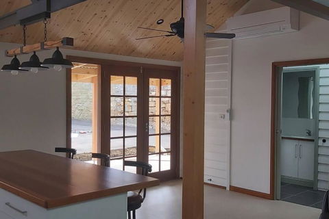 The Dentist On Lava - 2 Bathroom. 2 Bedrooms - Accommodation Broadbeach 2