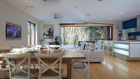 The Dunes - Accommodation Broadbeach 2