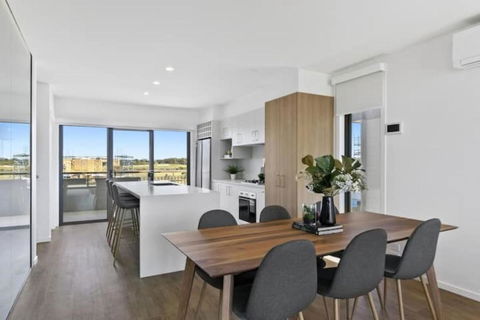 The Fairway Club 8 - Accommodation Broadbeach 2