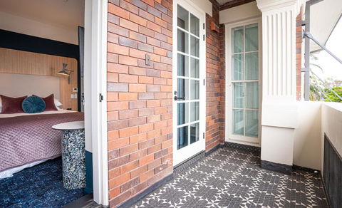 The General Gordon - Accommodation Broadbeach 2