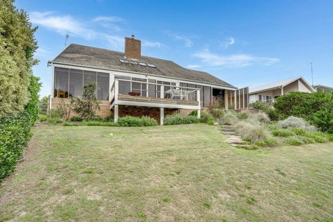 The Glass House 103 Bristow-Smith Ave Goolwa South - BYO Linen - Accommodation Broadbeach 0