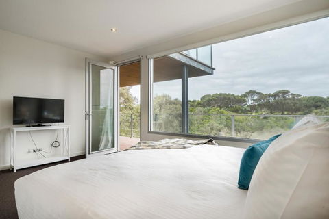 The Glasshouse - Accommodation Broadbeach 3