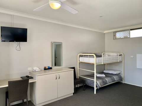 Bermagui Beach Hotel - Accommodation Broadbeach 1