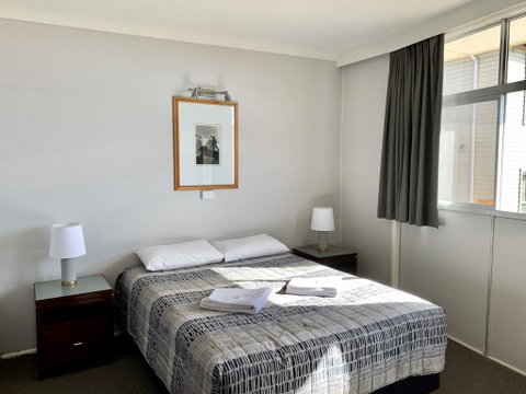 Bermagui Beach Hotel - Accommodation Broadbeach 2