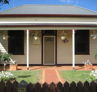 Bloomsbury Cottage - Accommodation Broadbeach