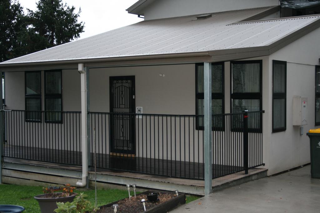 Mount Beauty VIC Accommodation Broadbeach