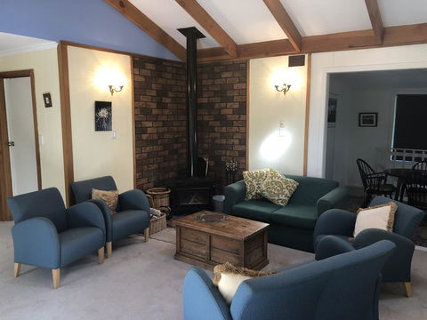 Blue Range Cottage - Accommodation Broadbeach 2