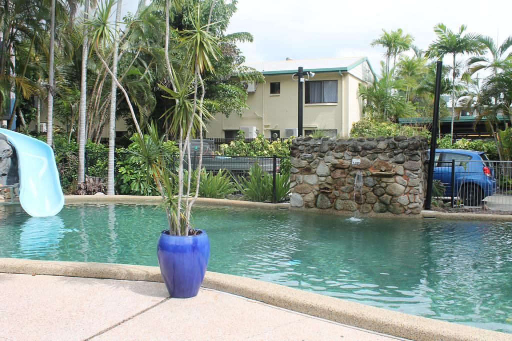 Cairns QLD Accommodation Broadbeach